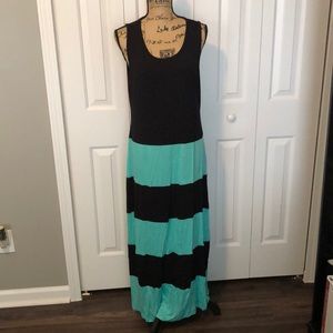 NWOT The Hanger Black/Turquoise Stripe Maxi Dress